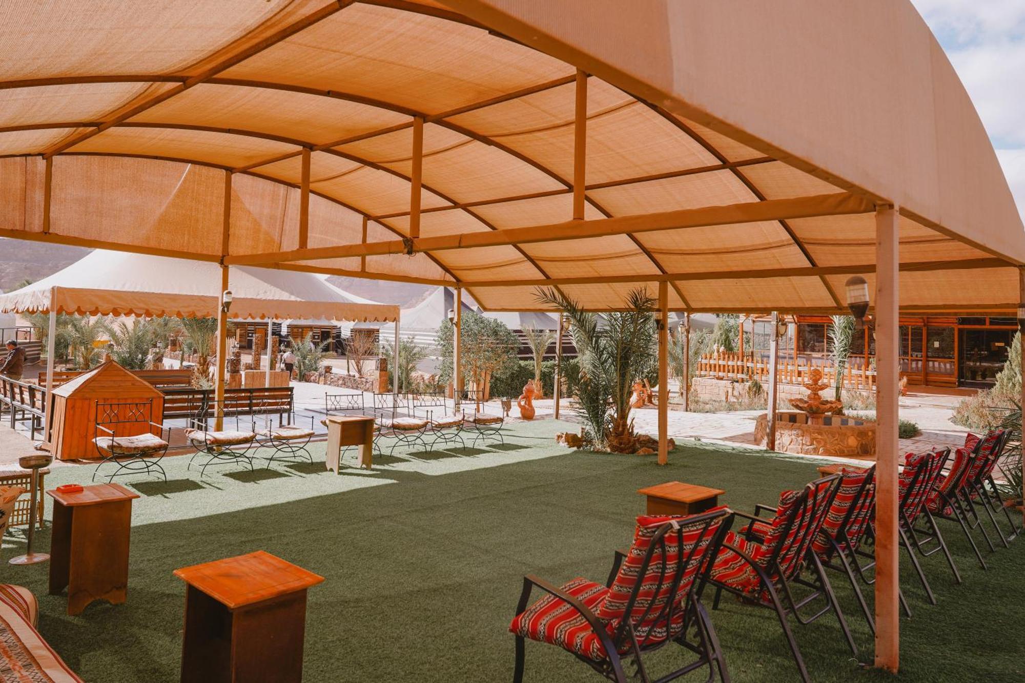Отель Hasan Zawaideh Camp Вади-Рам Экстерьер фото